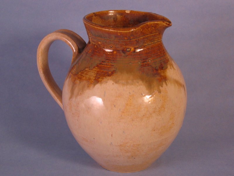 pitcher_tan_white_1983